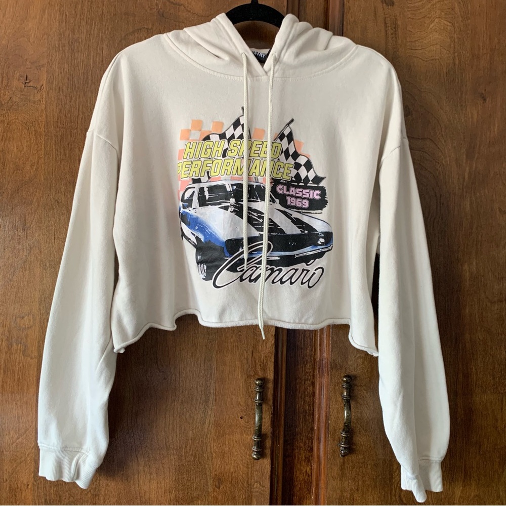 Cropped Ivory Camaro Graphic Hoodie Sweatshirt